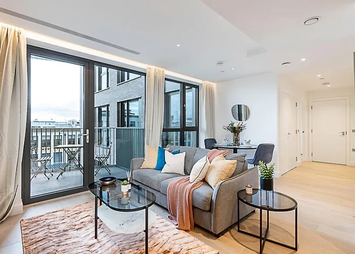 Chic And Sleek Oasis