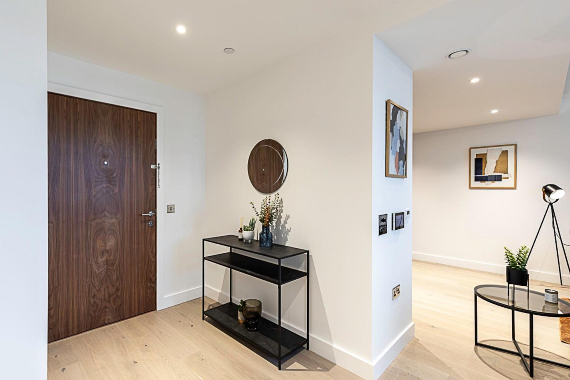Chic And Sleek Oasis *